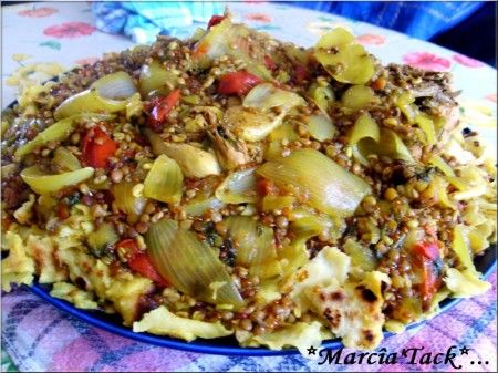 Rfissa, plat traditionnel marocain au poulet et msemmens
